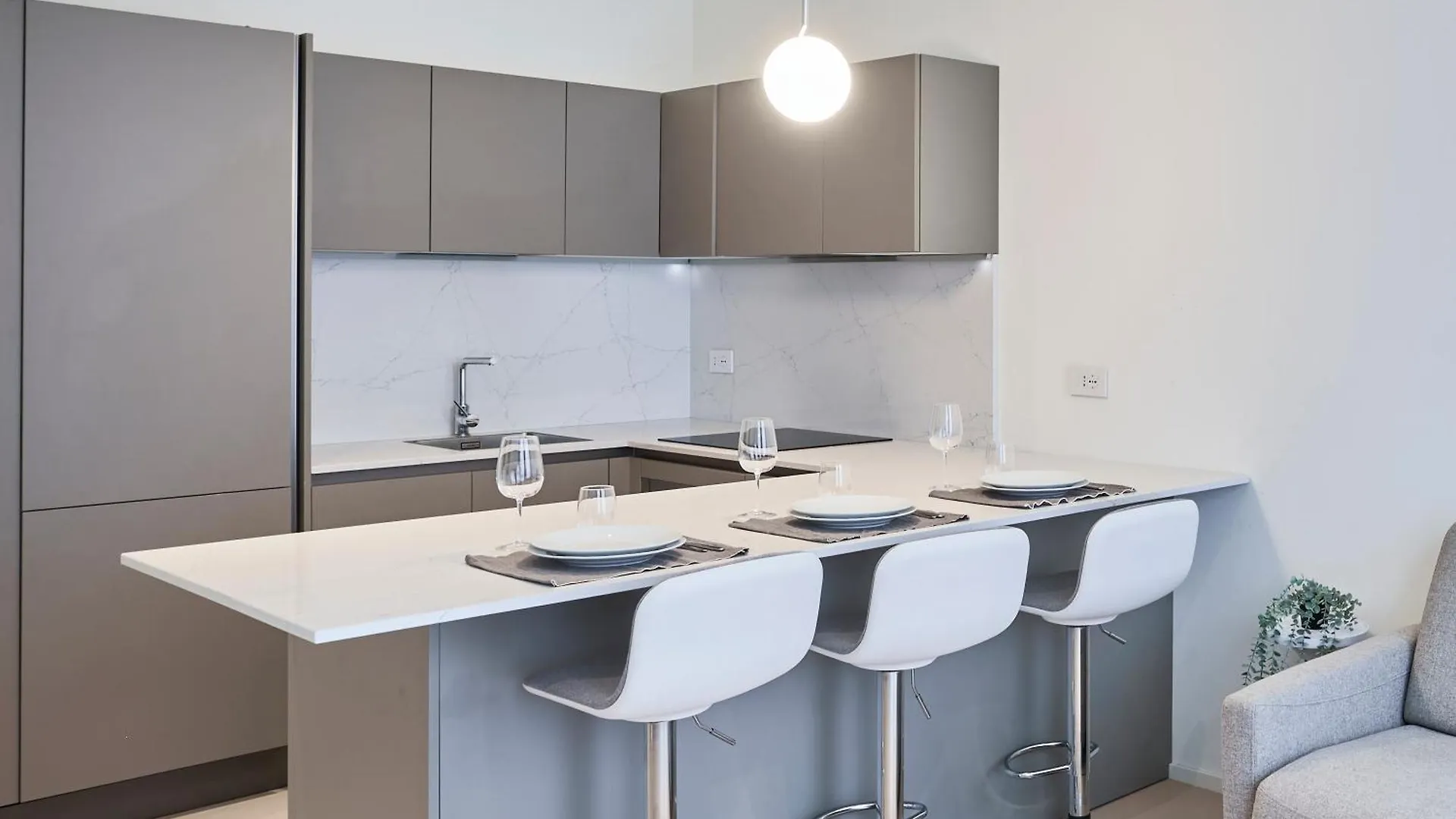 Modern Onebedroom 2Nd Floor - Mirable Pm Μιλάνο 0*,